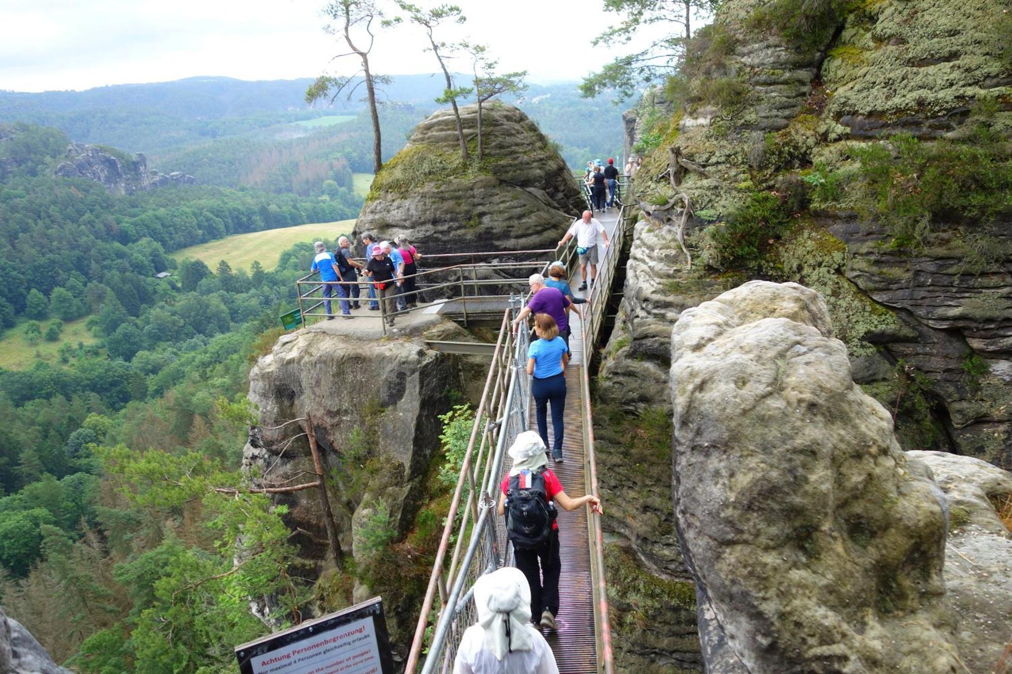 Pod Chlumem - Utulny Byt V Blizkosti Centra Decin Buitenkant foto